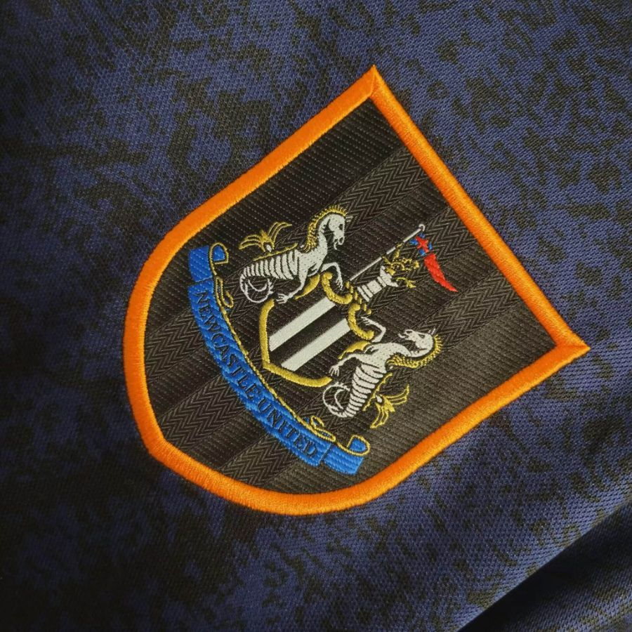 Newcastle United 97/98 Away